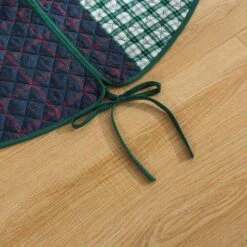 48 In. Knox Plaid Polyester Microfiber Quilted Tree Skirt -Christmas Decor Shop christmas tree skirts cl200mu21 1f 1000