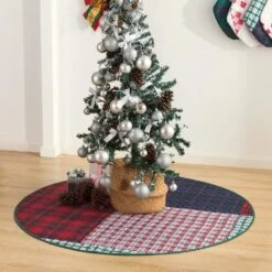 48 In. Knox Plaid Polyester Microfiber Quilted Tree Skirt -Christmas Decor Shop christmas tree skirts cl200mu21 31 1000