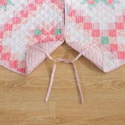 48 In. Retro Star Polyester Microfiber Quilted Tree Skirt -Christmas Decor Shop christmas tree skirts cl203mu21 44 1000