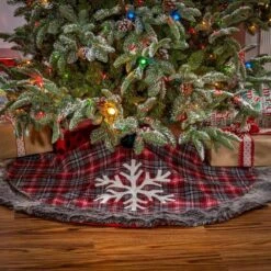 48 In. D Christmas Buffalo Plaid Tree Skirt With Snowflake -Christmas Decor Shop gerson international christmas tree skirts 2361760ec snowflake 31 1000