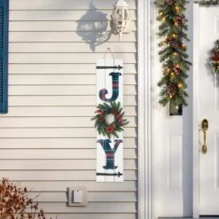 36 In. H Wood Plaid "JOY" Porch Decor W/Wreath -Christmas Decor Shop glitzhome christmas figurines 2010100059 e1 1000