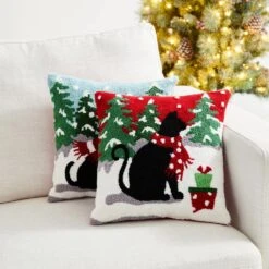 14 In. L Hooked Christmas Dog And Cat Pillow (2-Pack) -Christmas Decor Shop glitzhome christmas textiles 2004800028 c3 1000