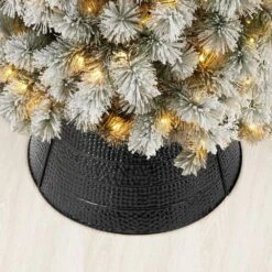 22 In. D Black Hammered Metal Tree Collar (KD) -Christmas Decor Shop glitzhome christmas tree collars 2010600011 44 1000