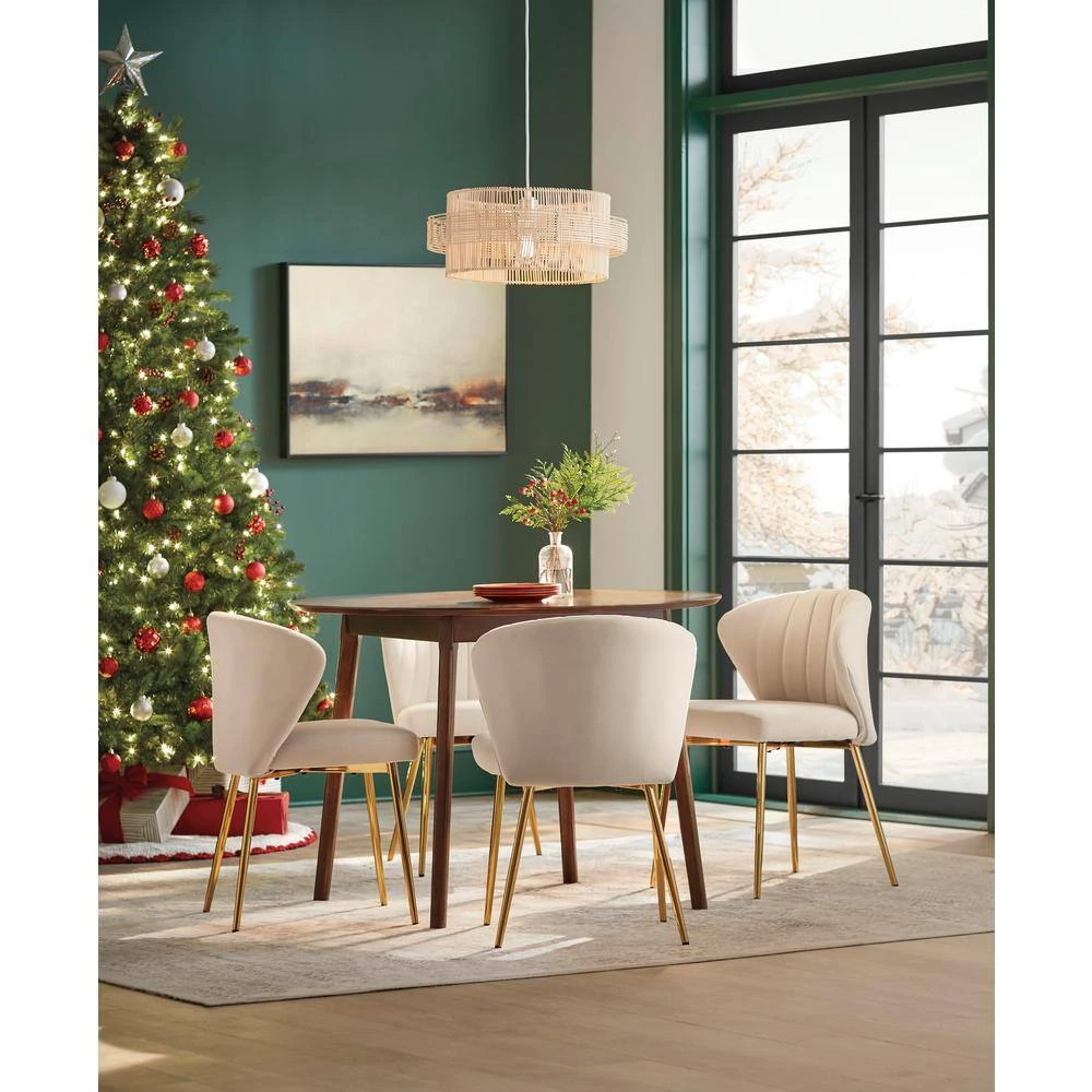 52 In. D Knitted Polyester White Christmas Tree Skirt With Red Trim And Pompom 5 52 In. D Knitted Polyester White Christmas Tree Skirt With Red Trim And Pompom - Image 3