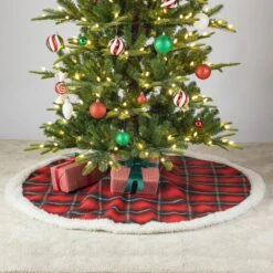 48 In. D Red And Black Plaid Reversible Sherpa/Flannel Christmas Tree Skirt 13 48 In. D Red And Black Plaid Reversible Sherpa/Flannel Christmas Tree Skirt -Christmas Decor Shop glitzhome christmas tree skirts 2020100011 77 1000