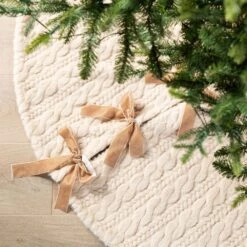 60 In. D Deluxe Reversible Milk Coffee Twisted Faux Marten Fur/Korean Fleece Christmas Tree Skirt -Christmas Decor Shop glitzhome christmas tree skirts 2020100017 76 1000