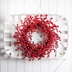 22 In. Artificial Dia Red Berry Wreath With Wooden Tobacco Basket -Christmas Decor Shop glitzhome christmas wreaths 1115203529 31 1000