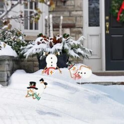 24 In. H Set Of 3 Christmas Metal Snowman Yard Stake Or Wall Décor -Christmas Decor Shop glitzhome christmas yard decorations 2010200073 4f 1000