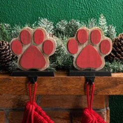 6.30 In. H Wooden/Metal Paw Stocking Holder (2-Pack) -Christmas Decor Shop glitzhome stocking holders 2005000032 e1 1000