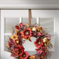 16.5 In. Artificial Brushed Copper Adapt Top And Bottom Adjusting Wreath Hanger -Christmas Decor Shop haute decor wreath hangers awh405 31 1000