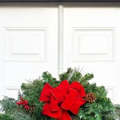 Adapt Premium 16 In. Matte White Metal Adjustable Wreath Hanger -Christmas Decor Shop haute decor wreath hangers awh509 31 1000