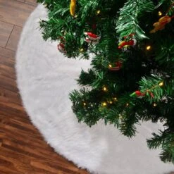 4 Ft. L White Faux Fur Christmas Tree Skirt -Christmas Decor Shop joyfy christmas tree skirts 10632 4f 1000