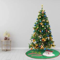 Syncfun 48 In. Green Christmas Tree Skirt With 3D Santa Design -Christmas Decor Shop joyfy christmas tree skirts 30104 fa 1000