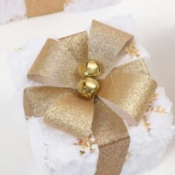 11.81 In. H White And Gold 3-Piece Snowflake Giftbox Holiday Decoration Set With Battery Operated Christmas Lights -Christmas Decor Shop luxenhome christmas figurines whhd2051 fa 1000