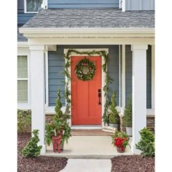 25 Ft. Fresh Cut Live Cedar Garland (1-Pack) -Christmas Decor Shop metrolina greenhouses christmas garland 5330 4f 1000