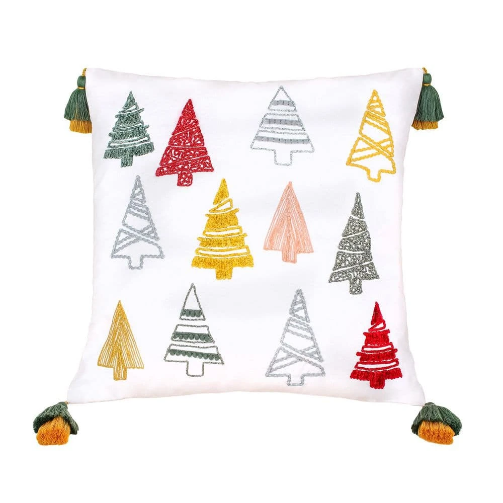 18 In. HGTV Home Collection Evergreen Forest Christmas Pillow 3 18 In. HGTV Home Collection Evergreen Forest Christmas Pillow