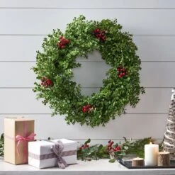Senoia 26 In. Artificial Boxwood And Berries Wreath -Christmas Decor Shop noble house christmas wreaths 104478 31 1000