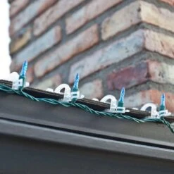 Northlight Clear Max Pro Anywhere Christmas Light Clips (Set Of 150) -Christmas Decor Shop northlight christmas light accessories 33906265 4f 1000