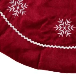 Northlight 24 In. Red With White Snowflakes Christmas Tree Skirt -Christmas Decor Shop northlight christmas tree skirts 34315065 4f 1000