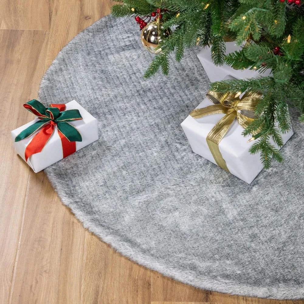Northlight Silver Fox Faux Fur Christmas Tree Skirt-48in. 4 Northlight Silver Fox Faux Fur Christmas Tree Skirt-48in. - Image 2