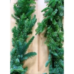 15 Ft. Fresh Noble Fir Garland With Natural, Fragrant, Long-Lasting Cuttings