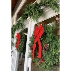 22 In. Live Fraser Fir Decorated Fresh Christmas Single Wreath With Bow (2-Pack) -Christmas Decor Shop sexton christmas consign christmas wreaths ff wr22 2pack 4f 1000