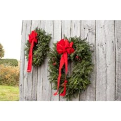 22 In. Live Fraser Fir Decorated Fresh Christmas Single Wreath With Bow (2-Pack) -Christmas Decor Shop sexton christmas consign christmas wreaths ff wr22 2pack c3 1000