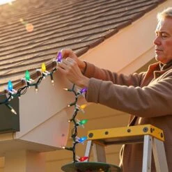 Christmas Light Clips 200 Pack Weatherproof Holiday Outdoor Lighting Hanging Hooks Mount To Shingles And Gutters -Christmas Decor Shop skyshalo christmas light accessories sddxjjszjx00ti5el001v0 s804 31 1000