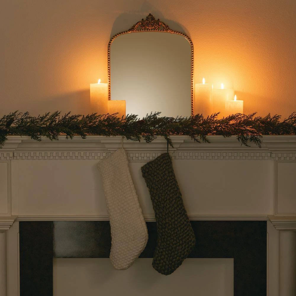 Artificial 9 Ft. Arborvitae Cedar Unlit Christmas Garland, Green 6 Artificial 9 Ft. Arborvitae Cedar Unlit Christmas Garland, Green - Image 4