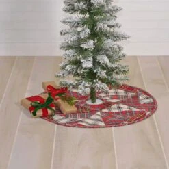 21 In. Peyton Tomato Red Traditional Christmas Decor Mini Tree Skirt -Christmas Decor Shop vhc brands christmas tree skirts 32012 31 1000