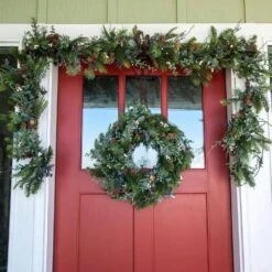 24 In. Artificial Rustic White Berry Wreath -Christmas Decor Shop village lighting company christmas wreaths v 20685 4f 1000